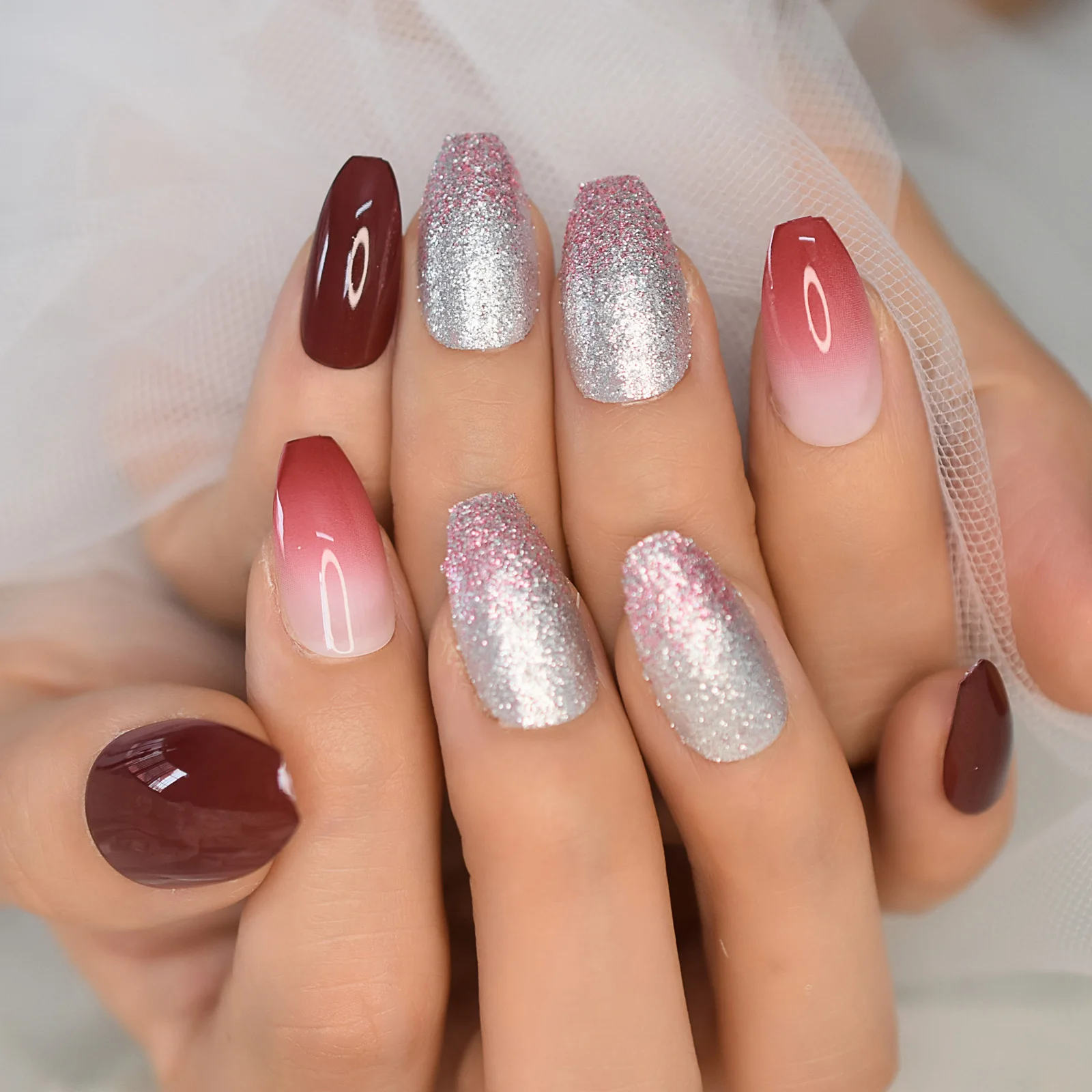 Ombre Fake Nails Coffin False Nails Press On Glitter Nail Tips Mixed Gel Full Cover Acryl Nail Art Maniküre Display Design