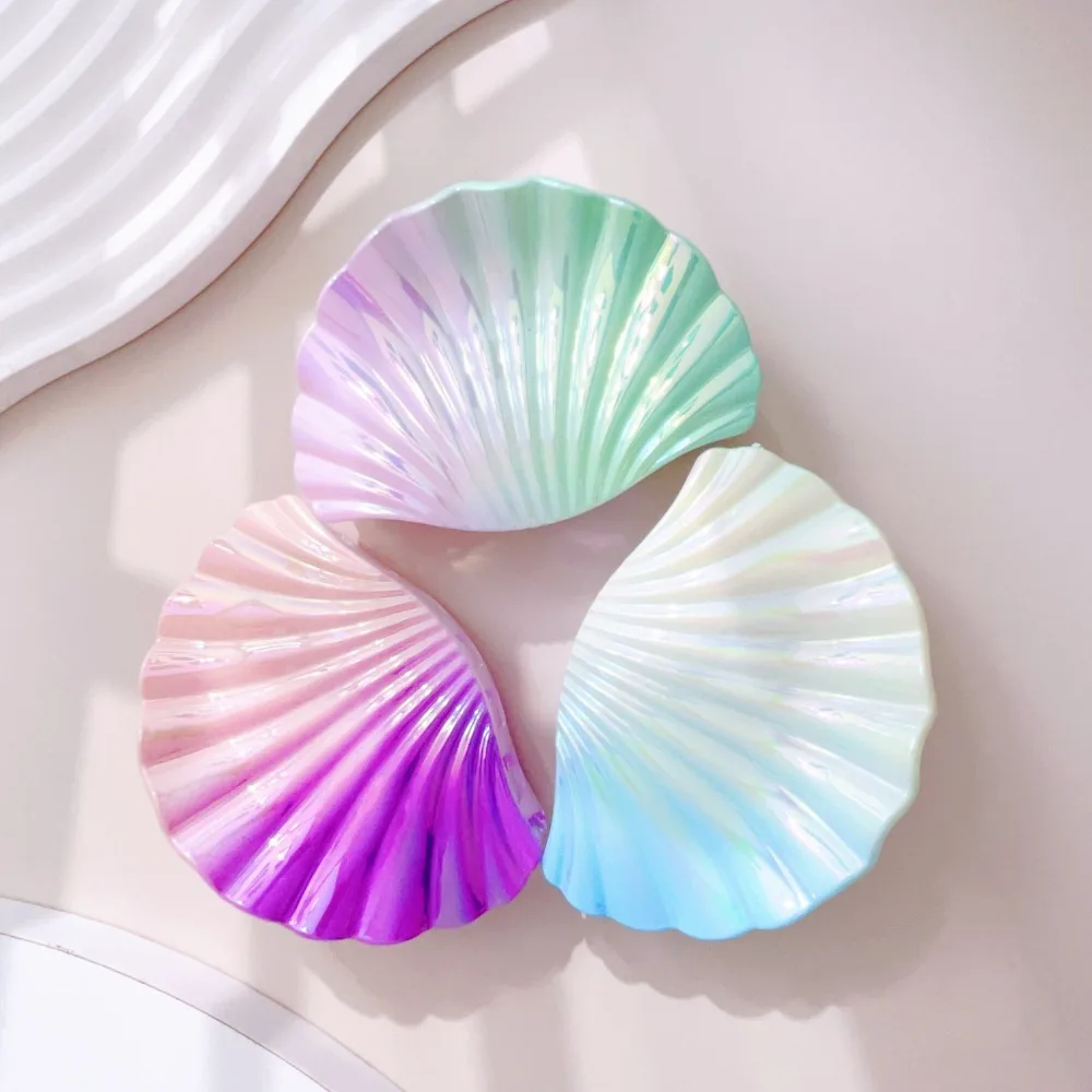 New 2025 Big Gradient PVC Shell Design Hair Claw Clips for Women Fashion Beach Style Vacation Hair Accessories Shark Hairgrip - Image 3
