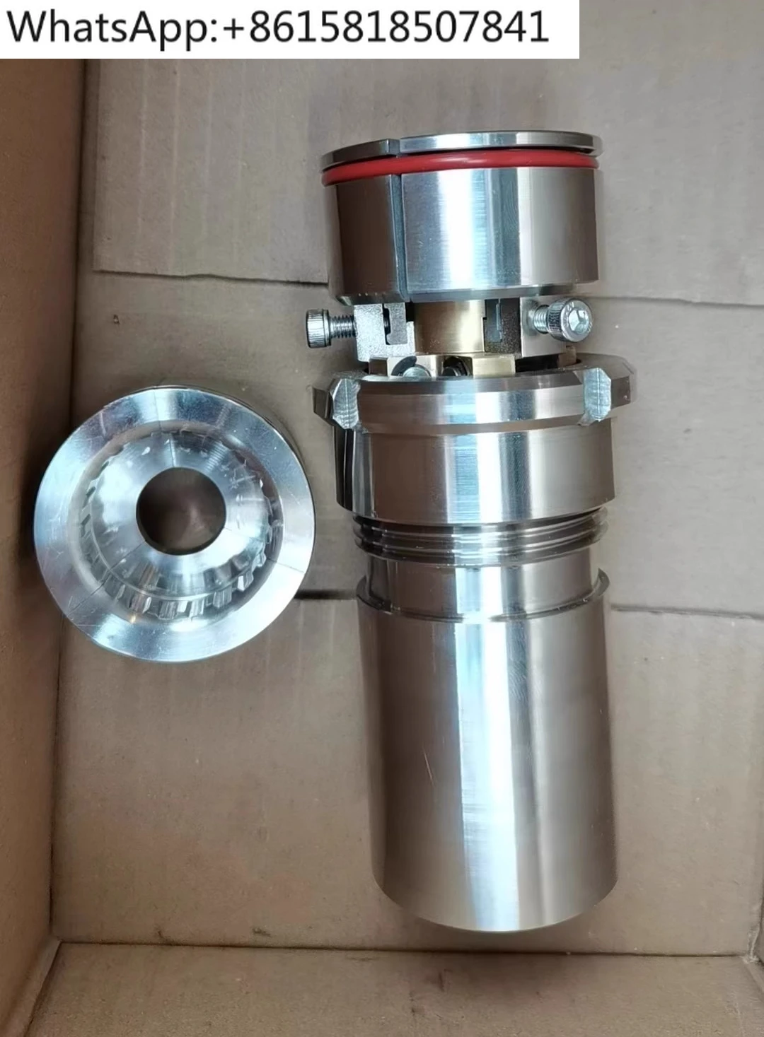 Screw cap head, pneumatic three-claw screw cap head, oil drum cap screw head