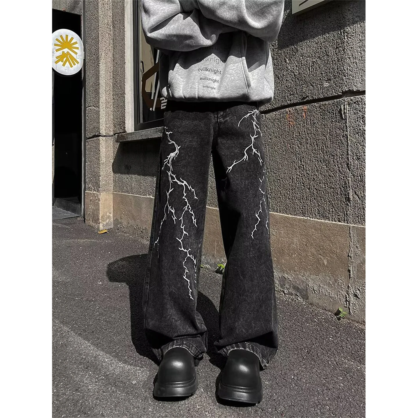 

Retro American Embroidered Lightning Pattern Loose Straight Leg Jeans Men's Trendy High Street Casual Long Pants