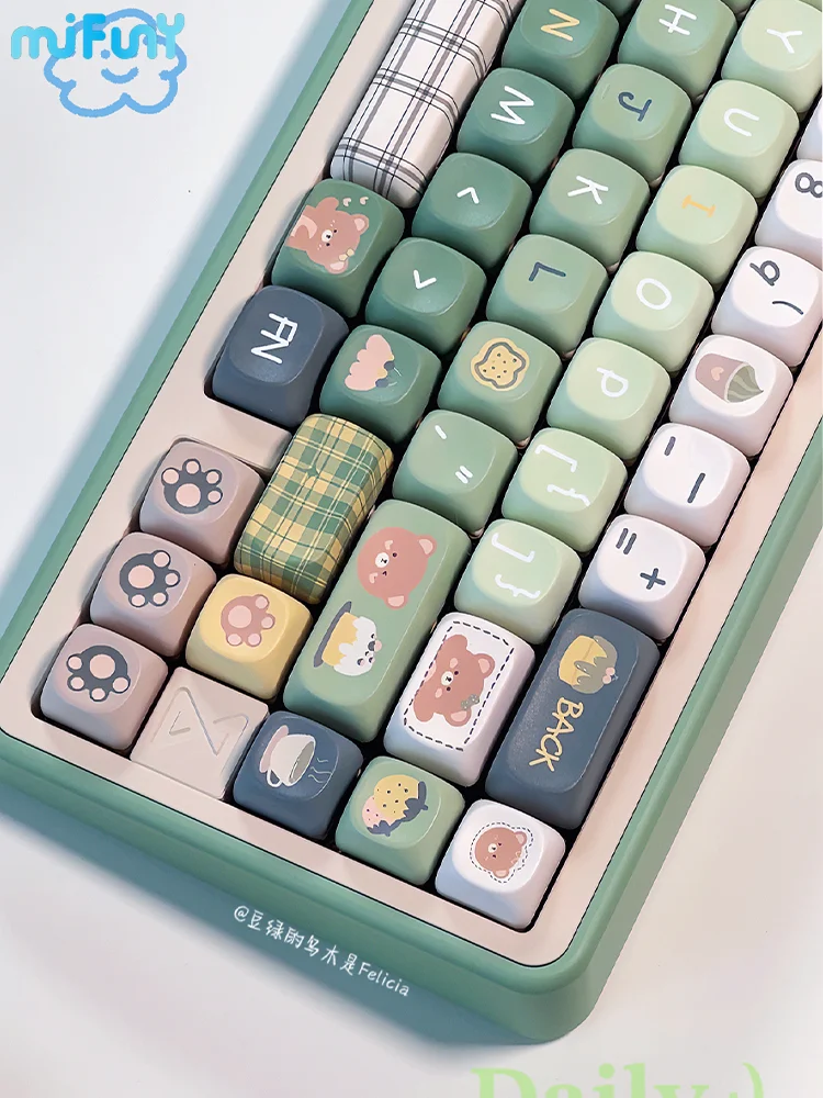 

MiFuny Matcha Bear Keycaps Set Hi75 Green Bear Key Cap MOA Cherry Profile Keycaps Custom Artisan KeyCaps for Mechanical Keyboard