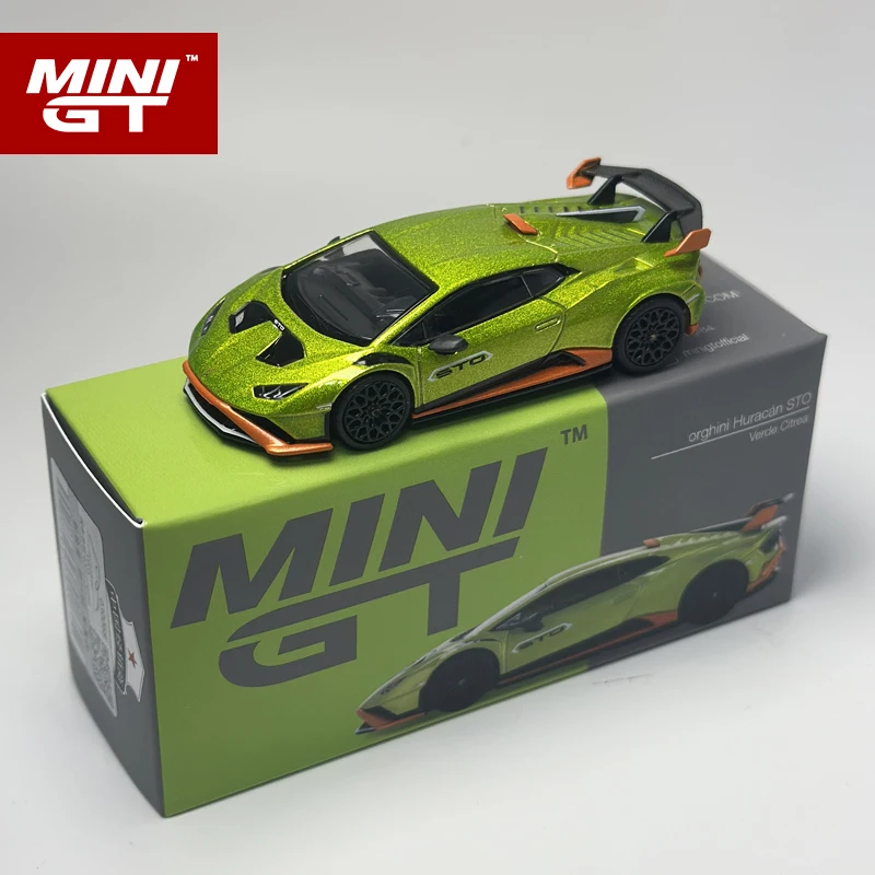 MINIGT 1:64 Huracan STO alloy car model 547