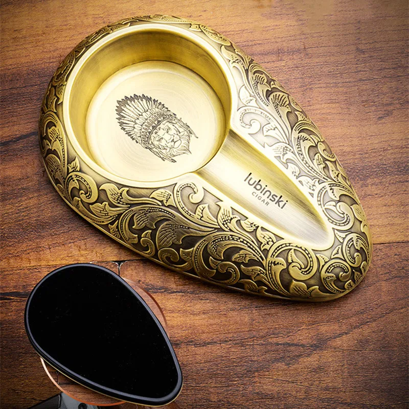 

Vintage Engraved Zinc Alloy Cigar Ashtray Retro Style Classic Design For Home Office Smoking Accessories
