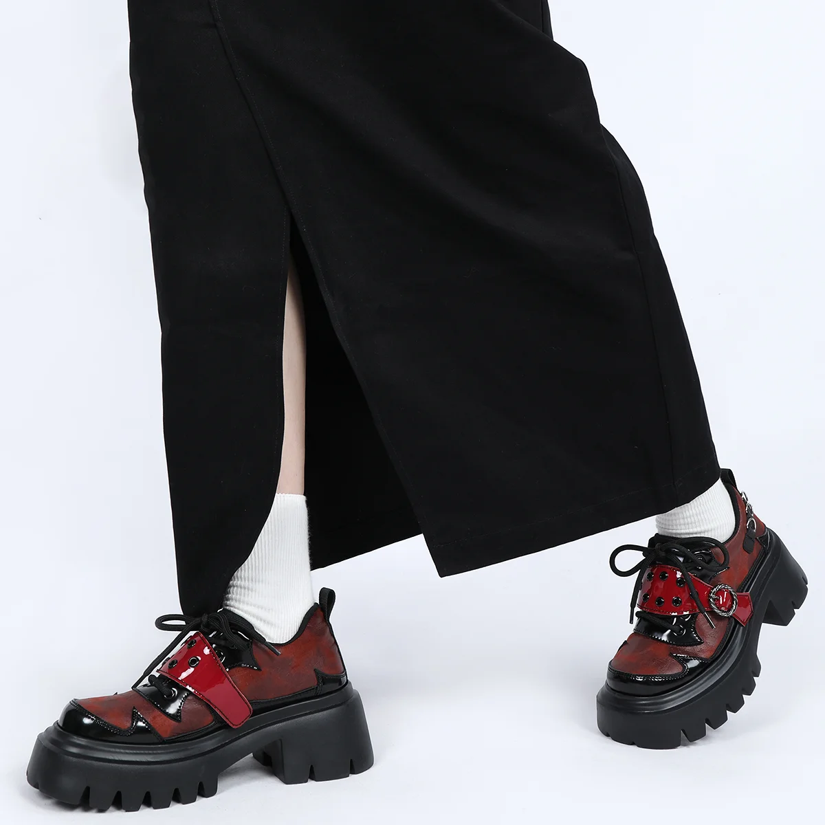 Shaduoya-Nische Punk Goth Rock Stil Plattform Damenschuhe Mode Booster y2k