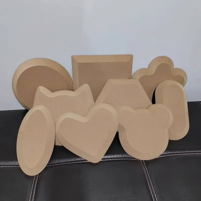 צלחת קרמיקה קרמיקה לצורך יצירת תבניות גיאומטריות ליצירת עבודות ידניות בעבודת חימר