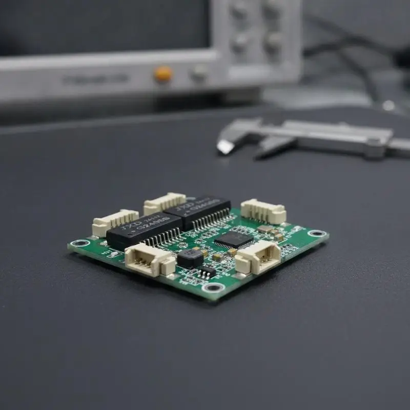 38mm Industrial Ethernet Switch Industrial 4 Port 10/100M Network Ethernet Switch 5V/12V/15V Power Input Temperature-40 To 75℃