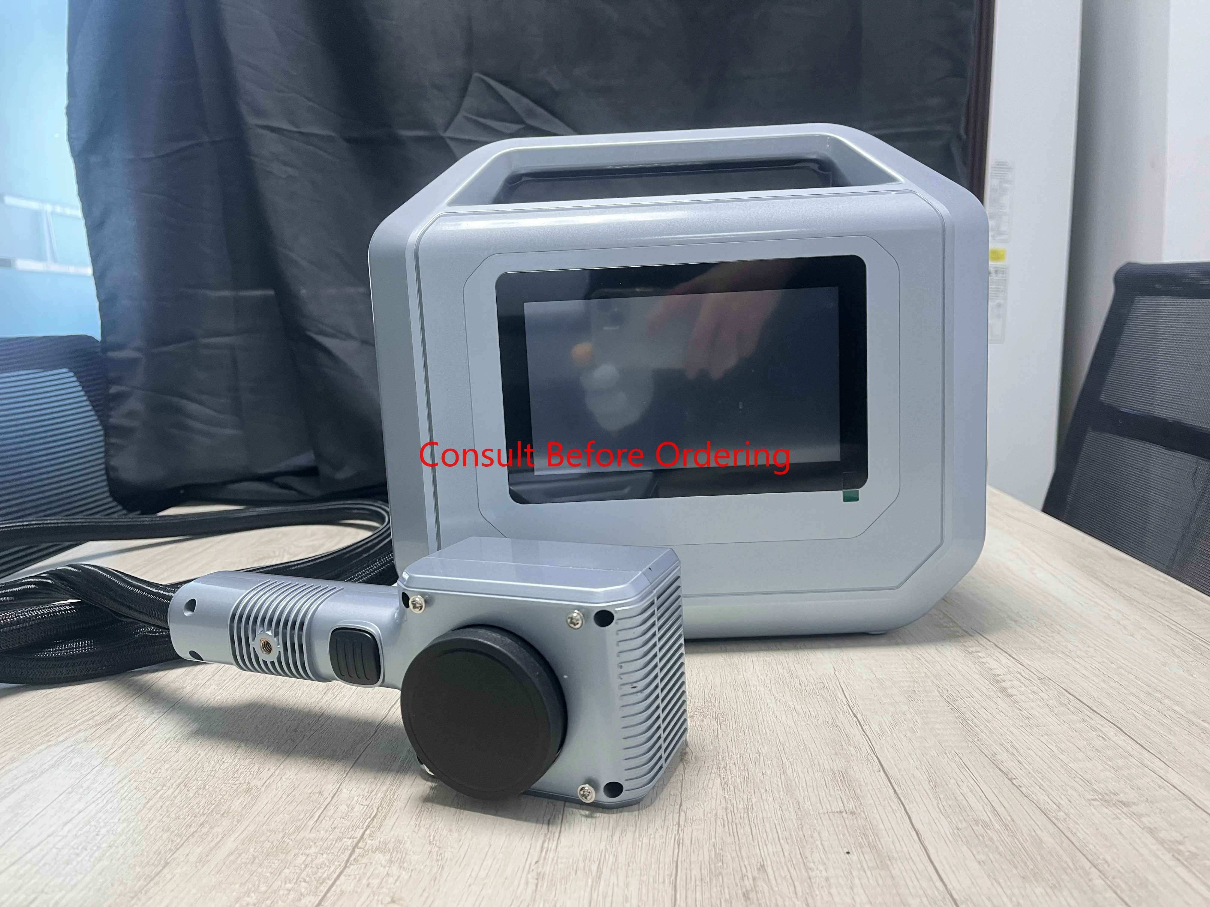 Portable 20W/30W/50W Handheld Marking Machine Rechargeable Wireless Design For Metal Plastic Leather Security Protection