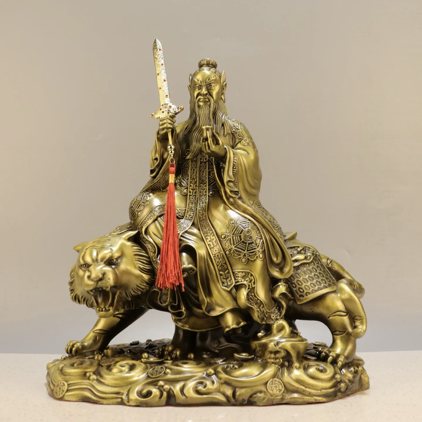 

12"Tibetan Temple Collection Old Brass High Relief Real person Zhang Tianshi Riding Tiger Zhang Daoling Immortal Worship Hall
