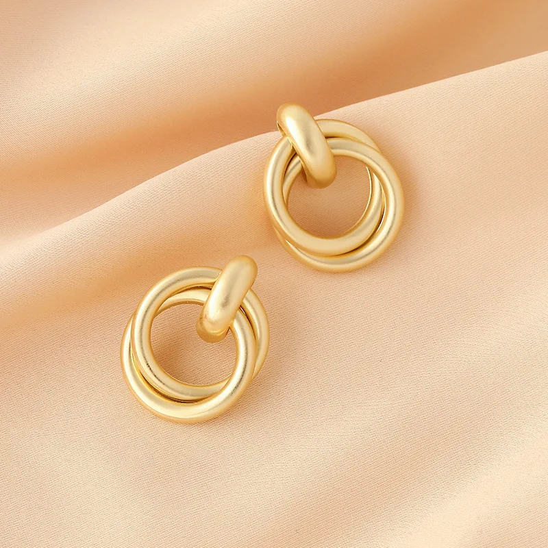 Retro Style Earrings Sold In Circular Shapes Fashionable New Styles Versatile Styles Exaggerated Geometric Earrings For Women\'s