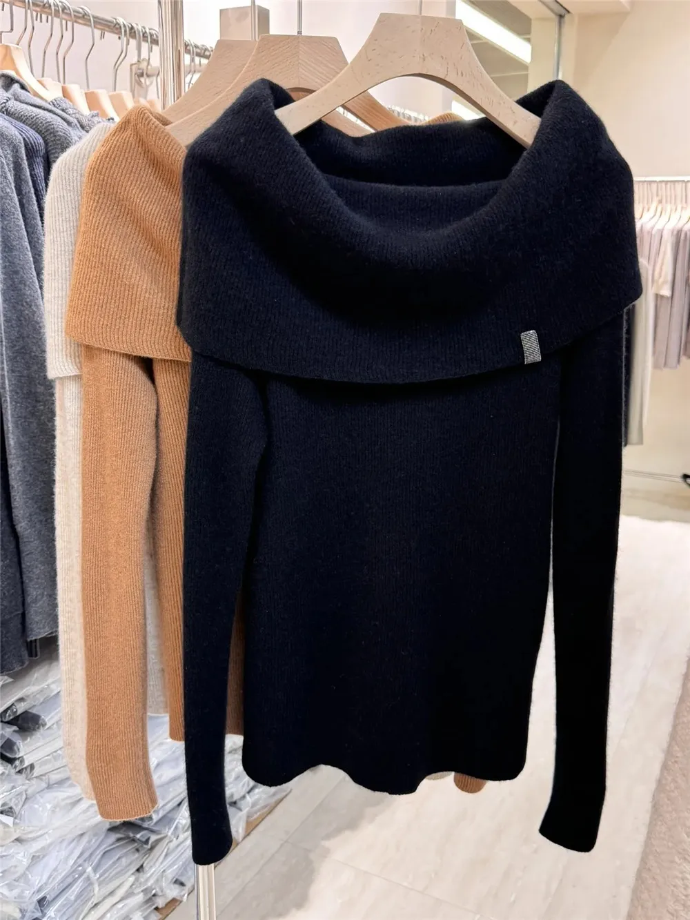 Cashmere Sweater with Shawl Collar and Chain, Knitted Pullover, Casual Bottoming Shirt, Autumn and Winter