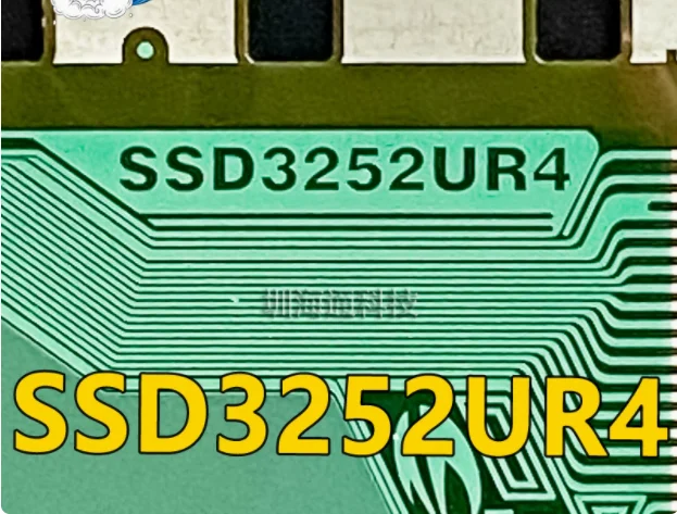 

SSD3252UR4 новая оригинальная катушка COF/TAB ЖК-драйвер IC 1 шт.