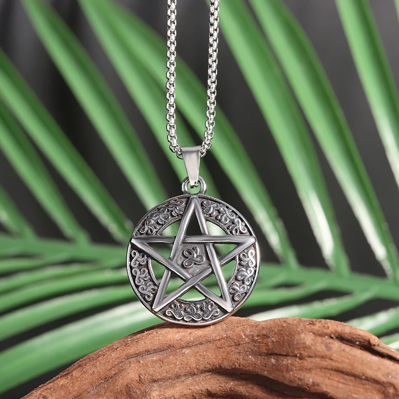 Retro Mysterious Rune Hexagonal Round Stainless Steel Medal Pendant Necklace Men's Personalized Casual Witchcraft Amulet Jewelry