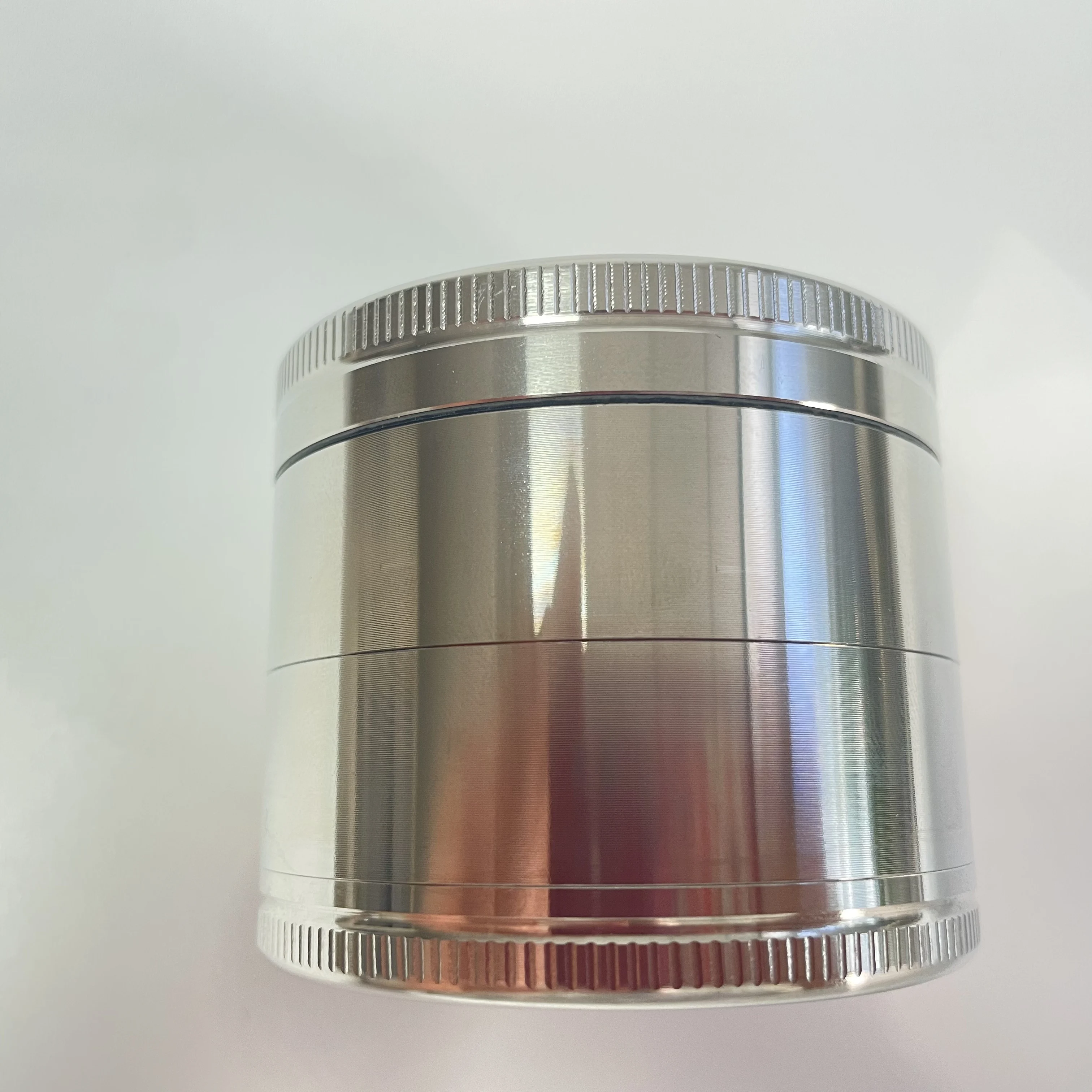 Personalizza Tobecco speziato alle erbe per uso alimentare in acciaio inossidabile 304 per smerigliatrice da fumo 63 mm/2,5 pollici per accessori da fumo