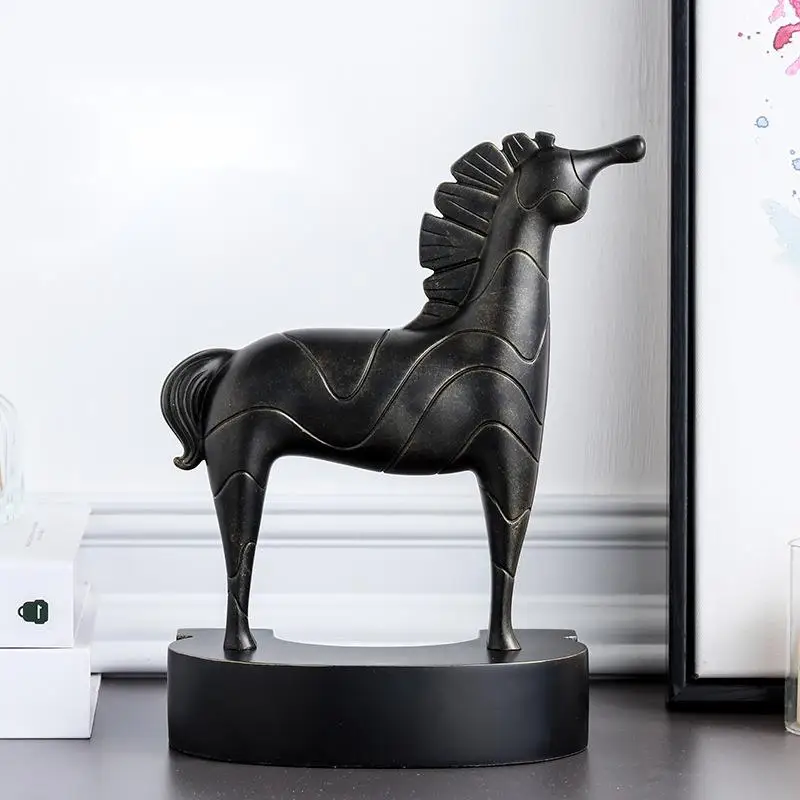 Light Luxury Horse-Shaped Resin Ornament Modern Home Table Decoration Year Of The Horse Craft Statue for Living Room Office