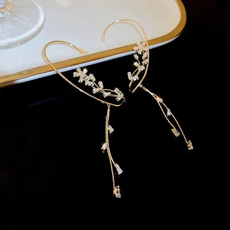 Shiny Zircon Butterfly Ear Cuff Gold Color Tassel Clip on Earrings for Women Copper Earring Without Piercing Jewelry ear loop