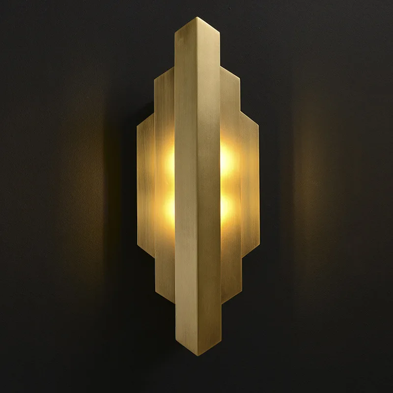 Lime postmoderne Luxus-Wandleuchte aus Messing