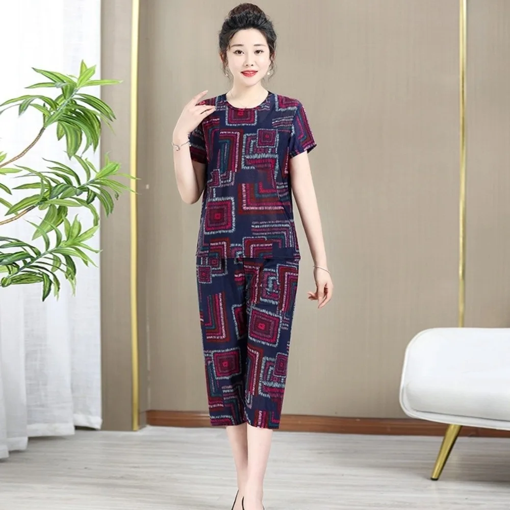 Relaxed Fit Plus Size Elderly T-shirt Sets Stripe Short-sleeved Women Two Piece Set Loose Summer Mother's Pajamas Old People