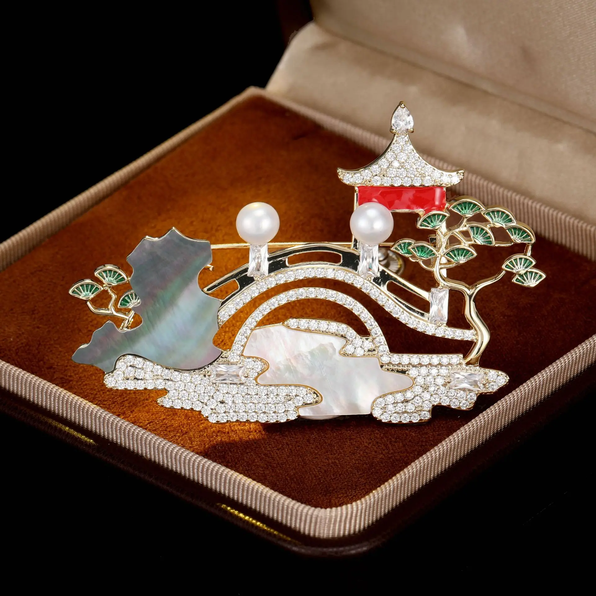 New Chinese Style Landscape Pavilion Building Creative Broochpin Luxury Natural Shell Freshwater Pearl Auspicious Clouds Pin