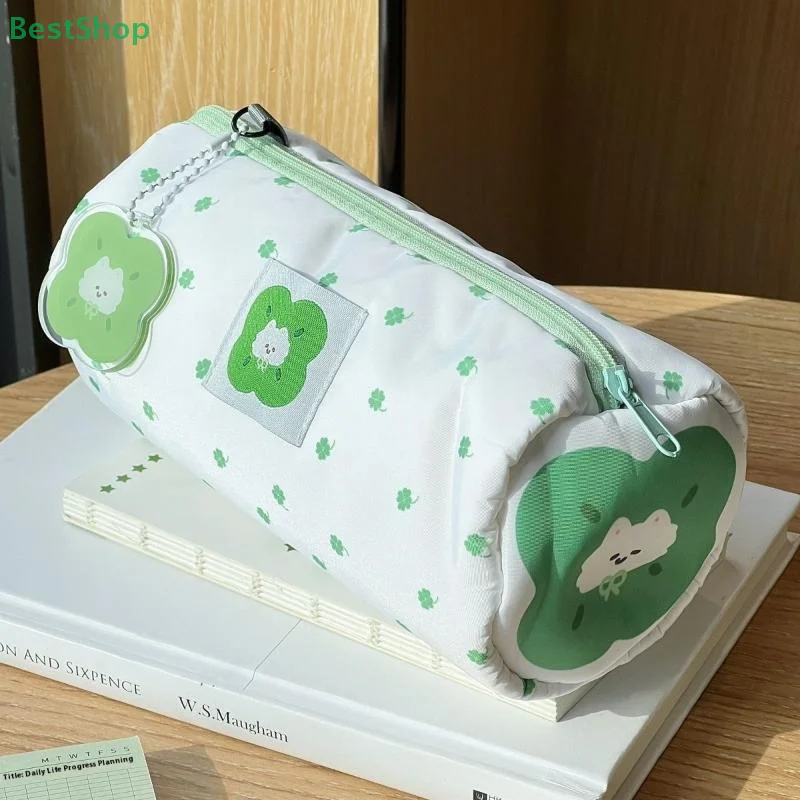 

Lucky Four-Leaf Clover Pencil Case,Large Capacity Stationery Storage Bag For Students,Simple And Cute Makeup Bag