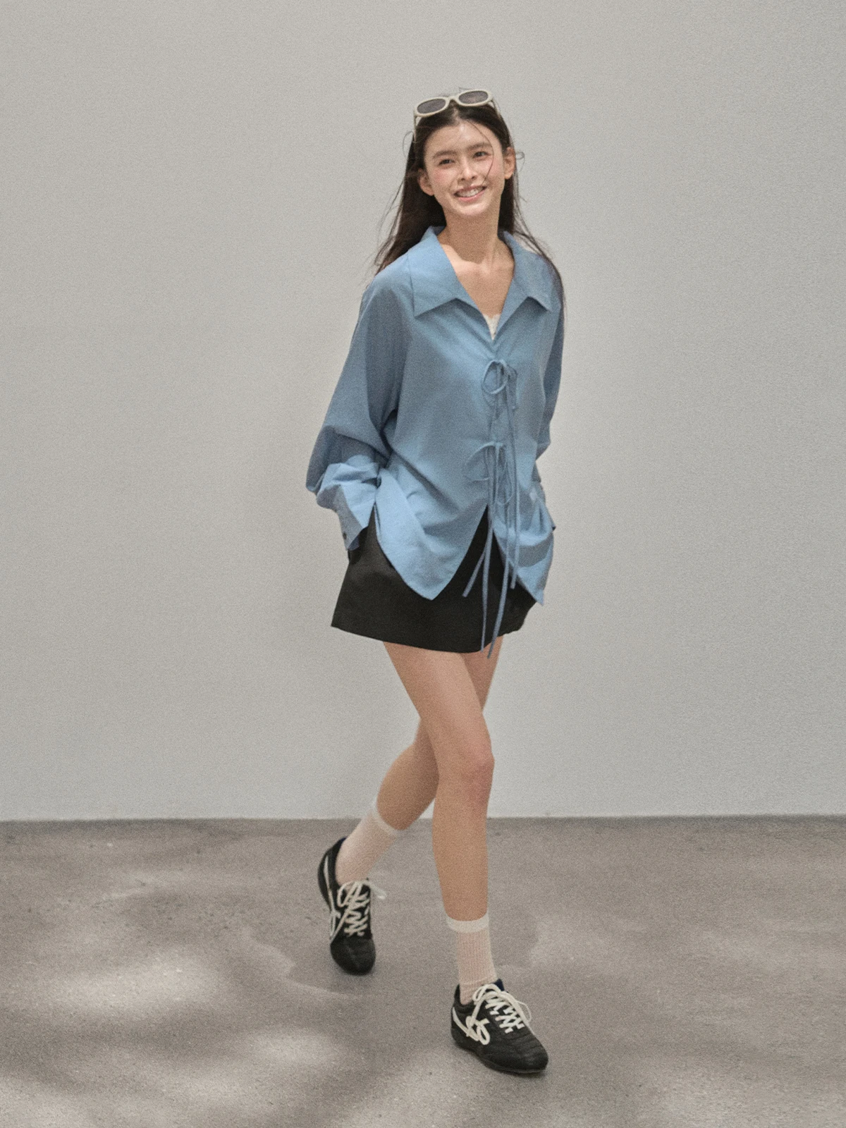 

Loose Long Sve V-Ne Blue irt Women's Sle Casual Fall New Flip Collar Top Comfortable Fit Regular Length Button Closure