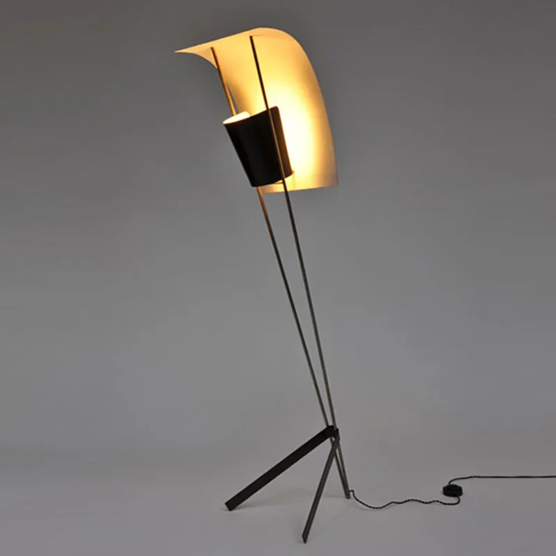 Minimal acrylic creative floor lamp showroom model room living room villa sofa ornament lamp