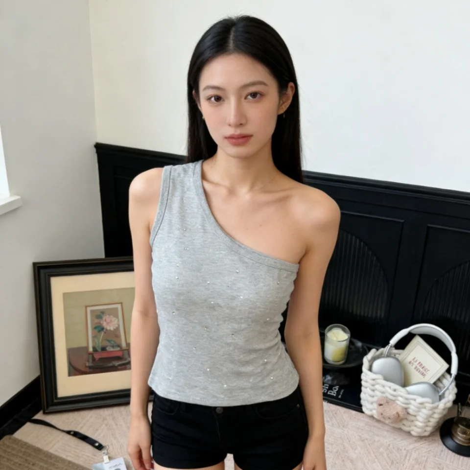 Slim Fit Summer New Style Hot Girl Wind Diamond Embellished Shoulder Strap Vest Women's Fashionable Slimming Fixed Strap Ches...