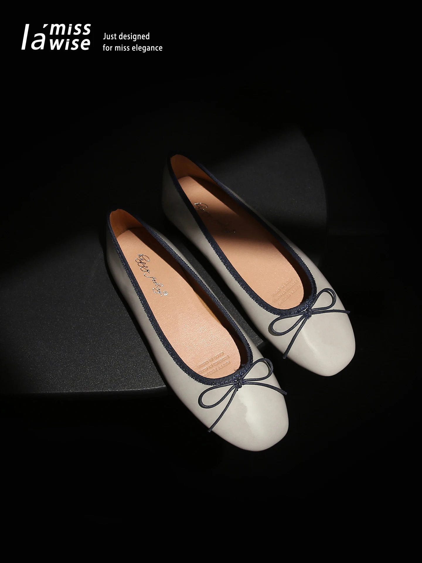  Knot Color Block Light Mouth Women's round Head Flat Shoes Grandmother Style Autumn Season Slip-On Fashion Single S...