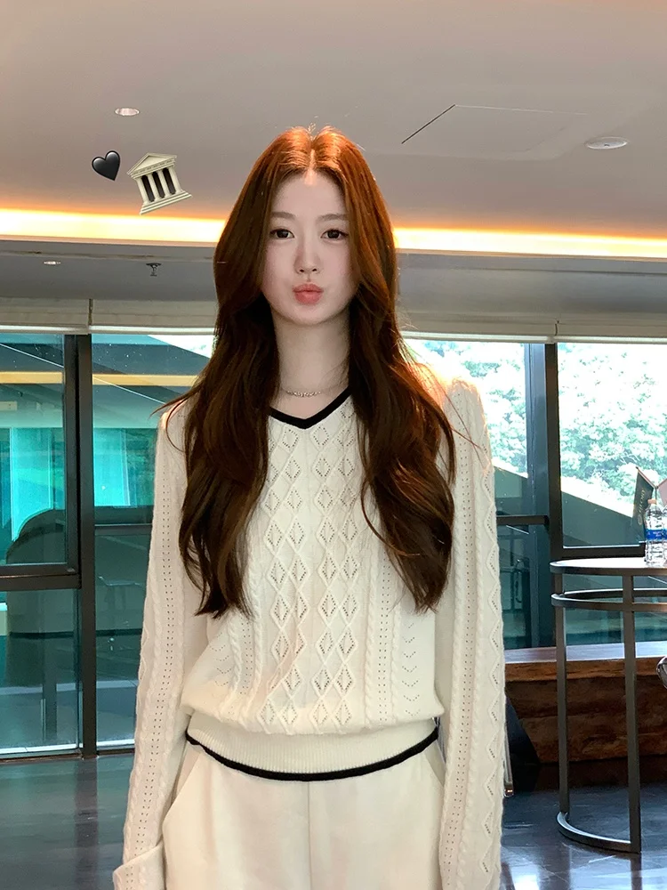 

Slimming Versatile V-Ne Knitwear Women's Early Autumn Color Blo 3D Diamond id College Sle Long Sve Sweater