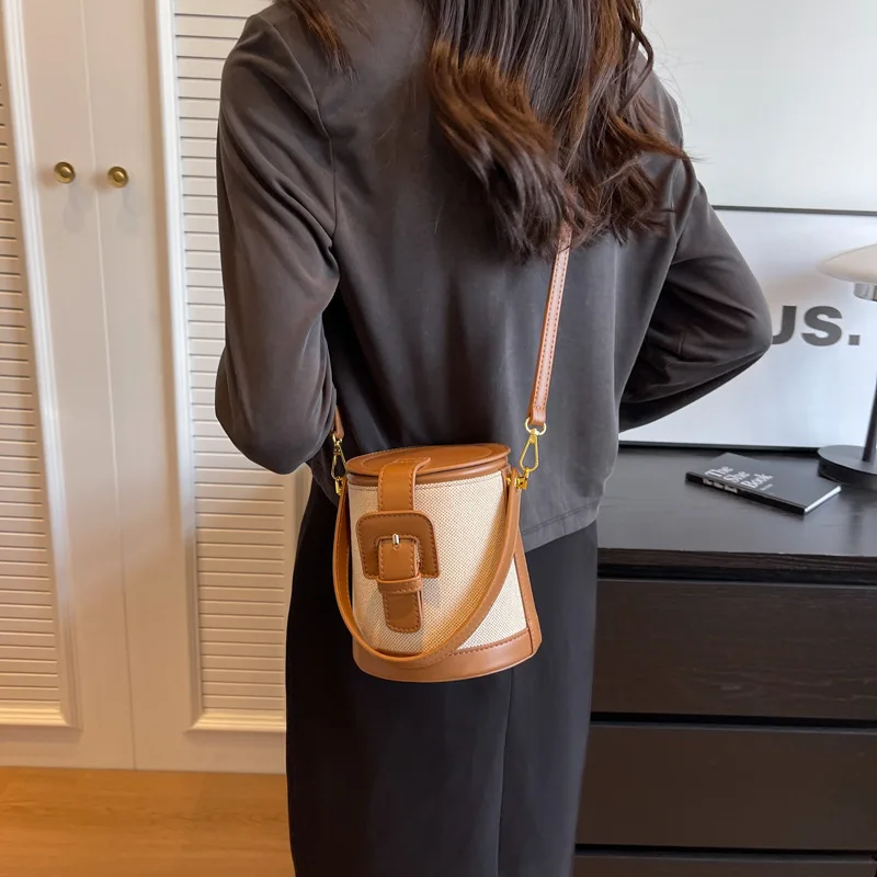 2023 New High Quality Canvas Retro Bucket Handheld Crossbody  Bags for Women