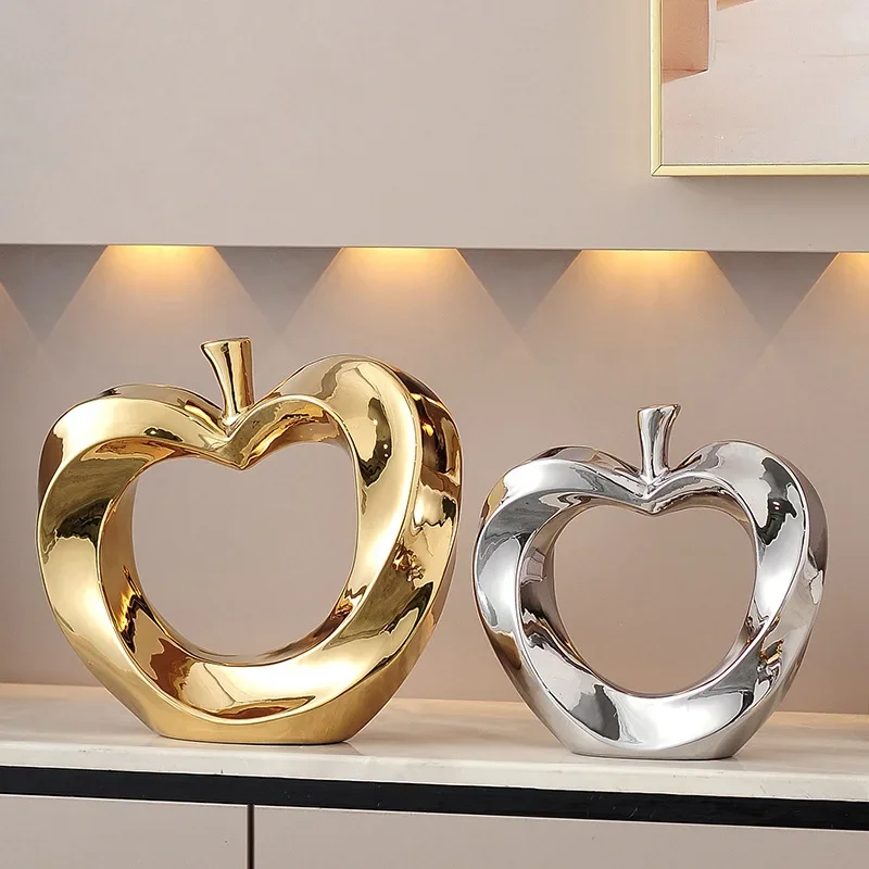 Electroplated Ceramic Apple Sculpture Heart-shaped Cut-outs Apple Sculpture Fruit Statue Nordic Home Decor Wine Cooler Ornaments