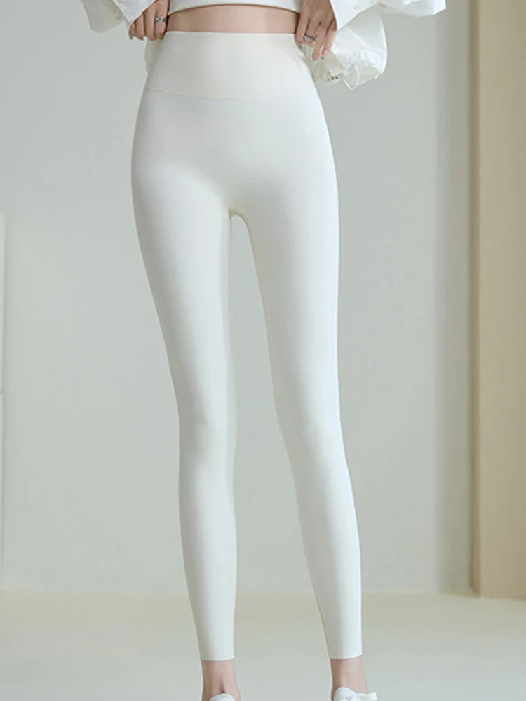 Nuovo 2025 pantaloni da yoga in seta di ghiaccio sottile a vita alta da donna modello pelle arca due kets vita alta controllo della pancia fitn estivo