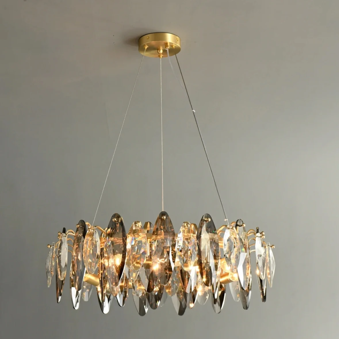 

YEBMLP Gold Luxury Crystal Pendant Light Villa Hotel Indoor Hanging Light Parlor Bedroom Chandelier Restaurant Kitchen Droplight