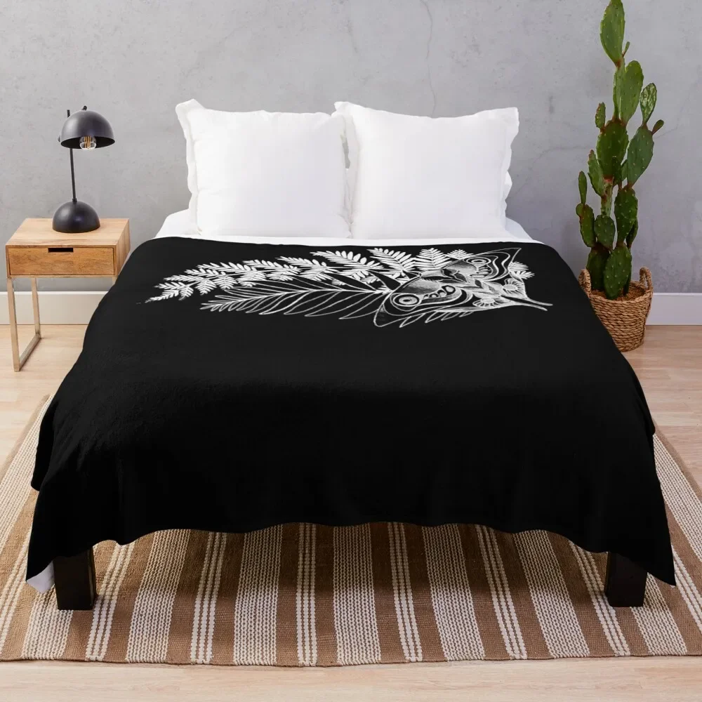 The Last of Us Ellies Tattoo Classic Throw Blanket Luxury Designer Flannels Blankets