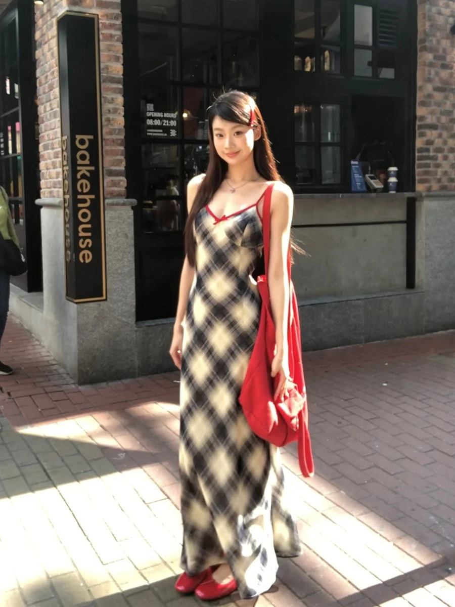 

Red Celebri Studio Summer 2026 Women's A-Line Midi Dr Belted Slimming Plaid Gown High Waist V-Ne Svel Commute Sle