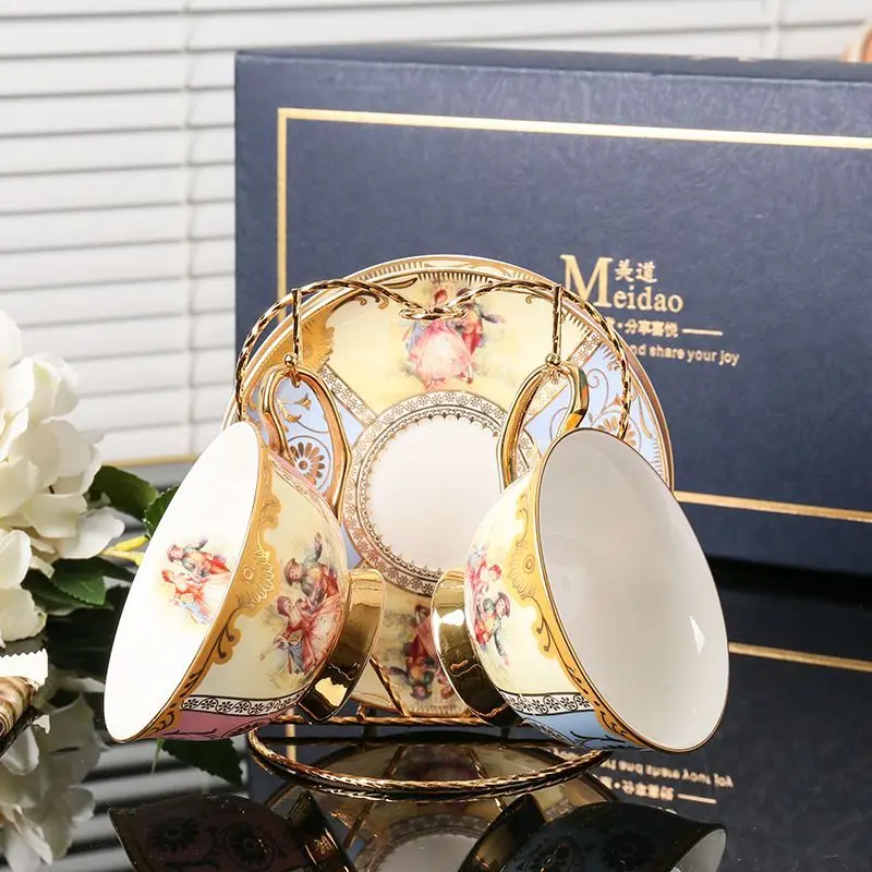 Luxury Europe Style Gold-painted High Bone China Tea Cup Set British Ceramic Coffee Cup Couple Porcelain Mug Cafe Drinkware Gift