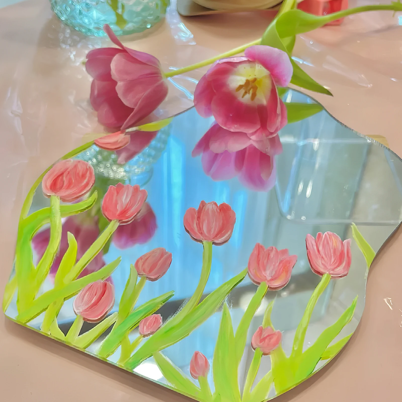 

5Pcs Irregular Mirror DIY Acrylic Material Clear Design Portable Vanity Mirror DIY Home Decorative