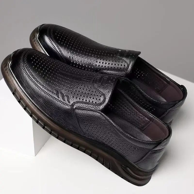 

Мягкие рабочие кожаные туфли на толстой платформе и сетке для мужчин в акции, слипоны, обычная социальная низкая цена, размер 44, мужская повседневная обувь