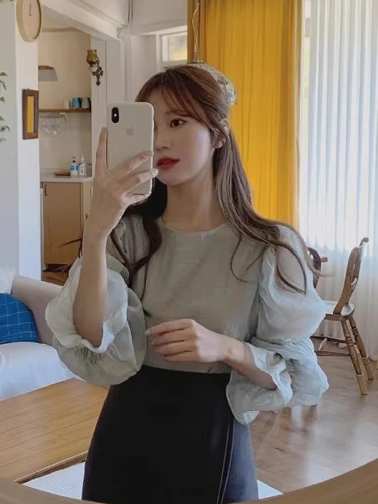 

Chic Spring New Sle Agel Fre round Ne Ba Tie Thin Bell Sve irt Women's Korean Version Loose Fit Long Sve