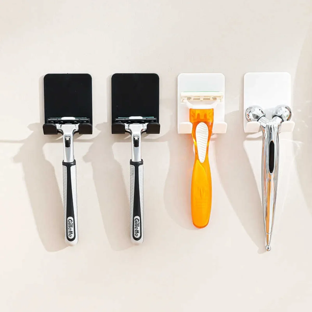 2pcs Adhesive Razor Holder Wall Mounted Bathroom for Shower Rack Shaver Holder Plastic Hook Holder Does Not Damage The Furniture