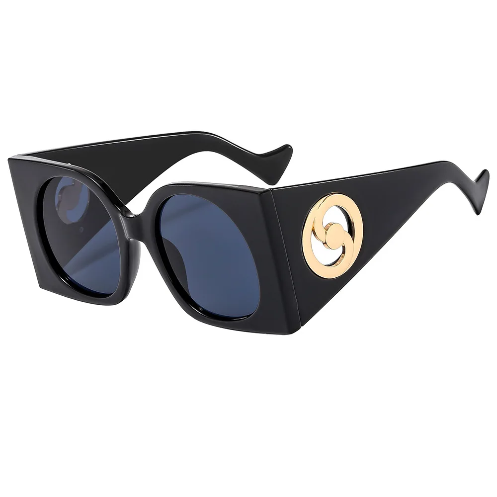 نظارات شمسية نسائية مربعة الشكل بإطار كبير جديد لعام 2025 نظارات شمسية على الموضة الأوروبية والأمريكية