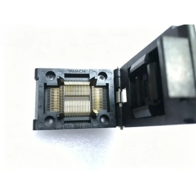 IC51-0644-824-5 Yamaichi QFP64 TO DIP Programming Adapter TQFP64 Burn in Socket 0.8mm Pitch Package Size 14x14mm