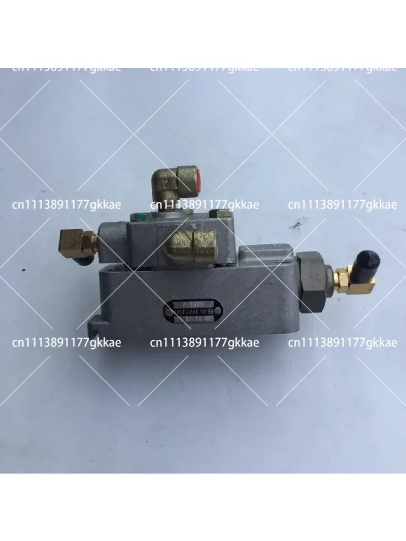 Transmission Parts A5000 1110188G5 Gearbox Intake Valve for Automatic