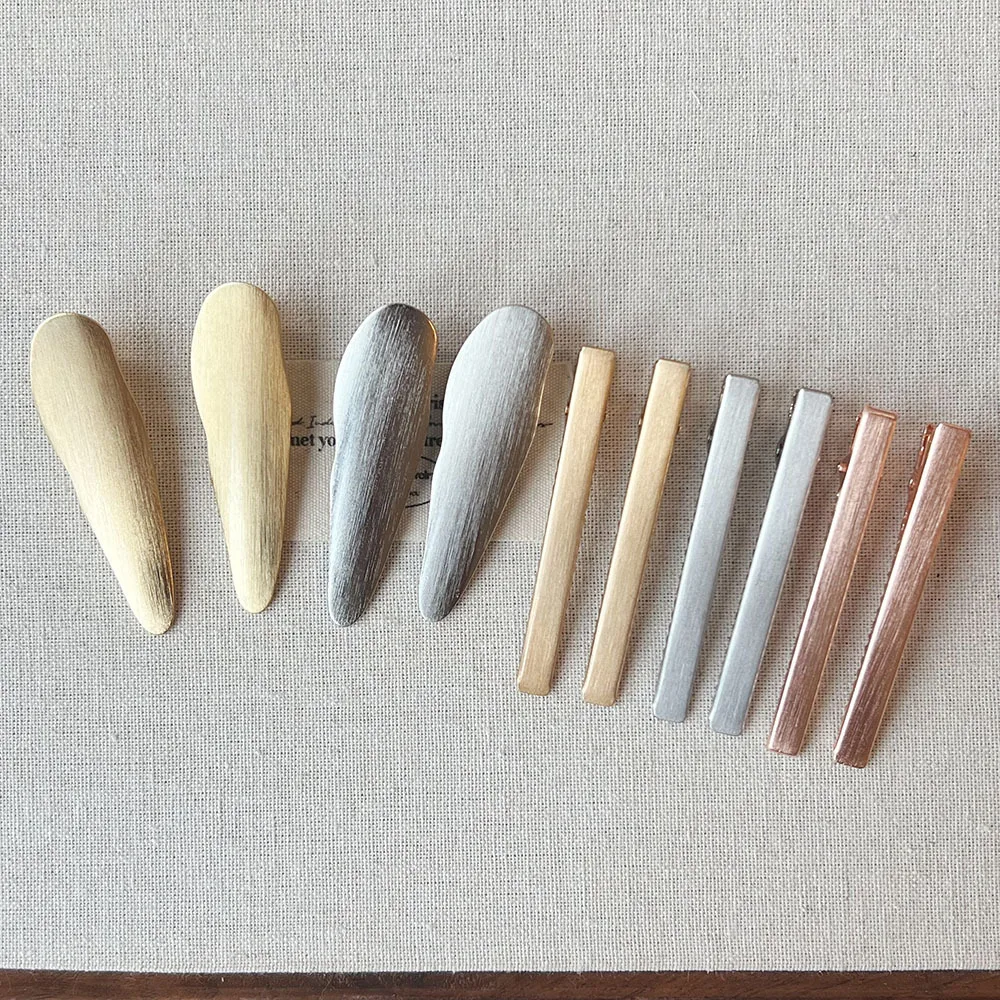 Hair Clip Brushed Metal Bangs Side Clip Lightweight Silver Hair Accessory for Women Daily Office Travel Versatile Korean Style