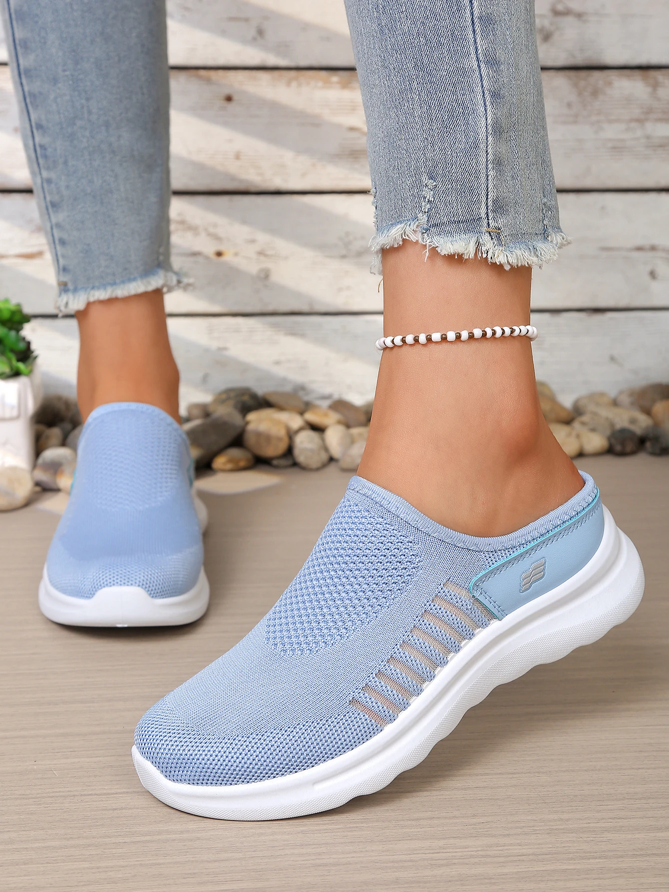 2026 Neue Damen-Hohlnetz-Slipper mit rückenfreiem Design, leichte Plateau-Walkingschuhe, bequeme Outdoor-Freizeitschuhe aus Netzstoff – Detail 17