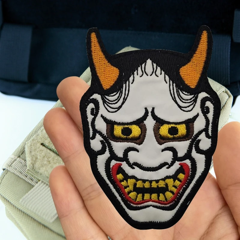 Japanese Prajna Mask Tactical Backpack Embroidered Patch Kabuki Demon ONI Can Play The Devil Morale Badge Hook and Loop Stickers