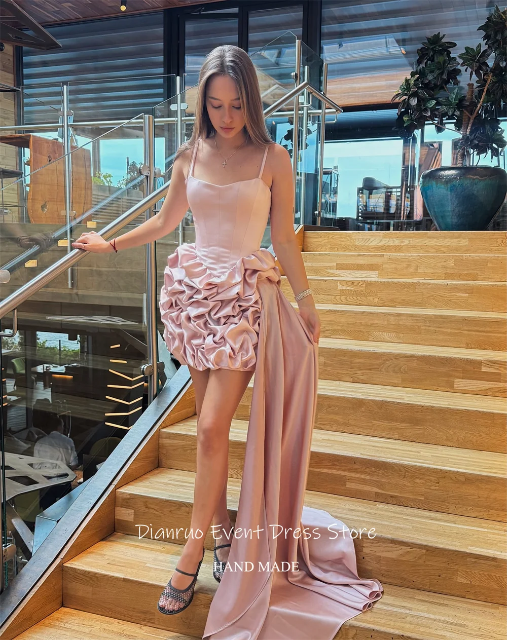 Dianruo فساتين حفلات بناتي بحاشية مكشكشة فستان عيد ميلاد صغير غير متماثل بدون أكمام أشرطة سباغيتي فساتين العودة للوطن حسب الطلب