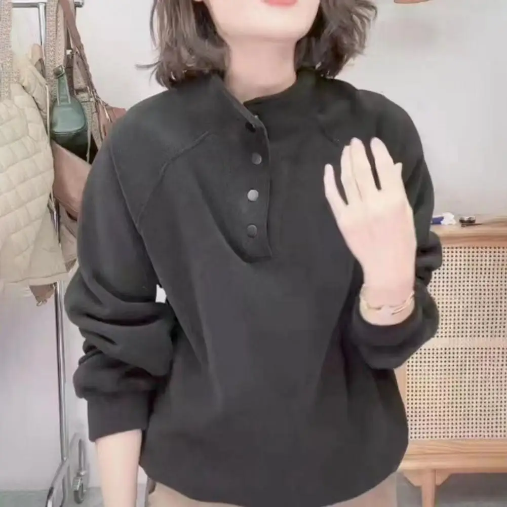 เสื้อสเวตเชิ้ตผู้หญิง เสื้อสเวตเชิ้ตผ้าฟลีซสำหรับผู้หญิงที่ให้ความสบายพร้อมดีเทลติดกระดุม เสื้อสวมหัวคอตั้งลำลองสำหรับฤดูใบไม้ร่วงฤดูหนาวสำหรับอากาศหนาว