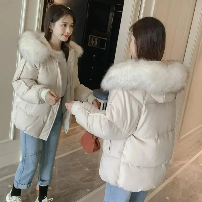 2023 Woman Parkas Loose Cotton-padded Clothes Woman New Female Bread That Turn Warm Winter Jacket