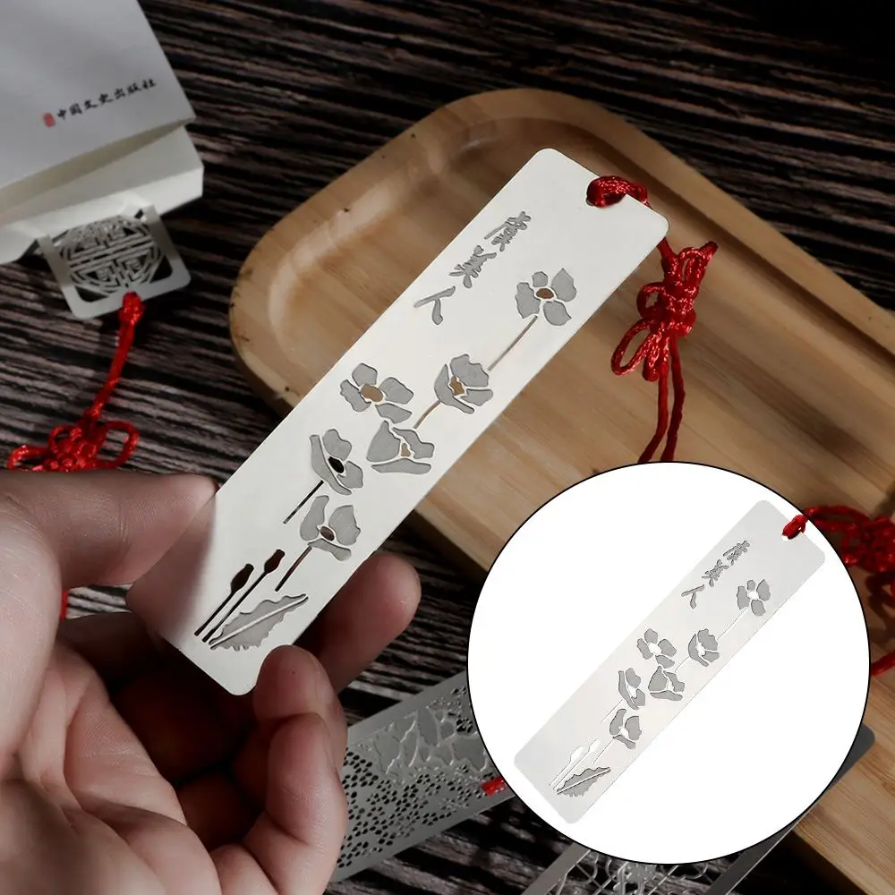 

Metal Chinese Style Hollow Kids Students Gift Metal Bookmarks Red Knot Stainless Steel Bookmarks