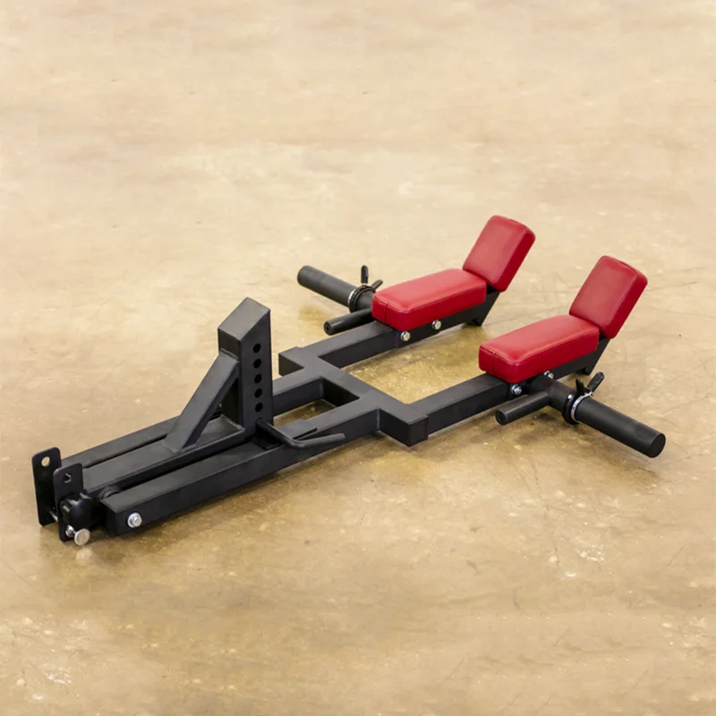 Hack de pared, sentadillas profundas, tracción dura, remos, barras paralelas, sentadillas de una sola pierna, levantamiento de hombros, tacón, tirar hacia atrás, equipo de Fitness